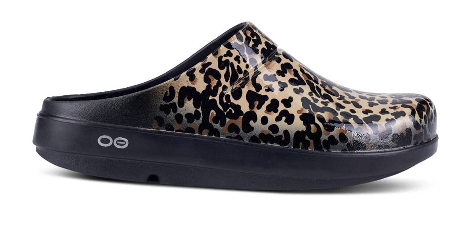 Oofos 1203 Women's OOCLOOG LIMITED EDITION CHEETAH Clogs