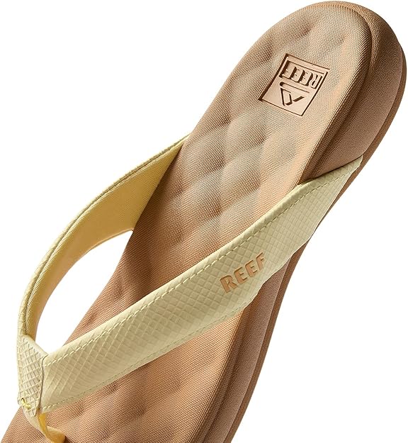 Reef Womens Cushion Melody Pale Banana