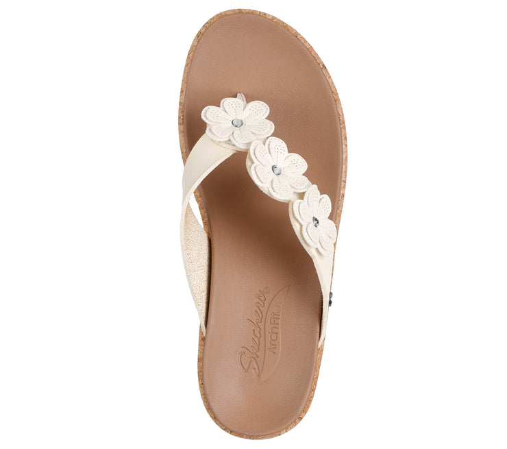 Skechers Womens Arch Fit Beverlee Rare Blossom Off White