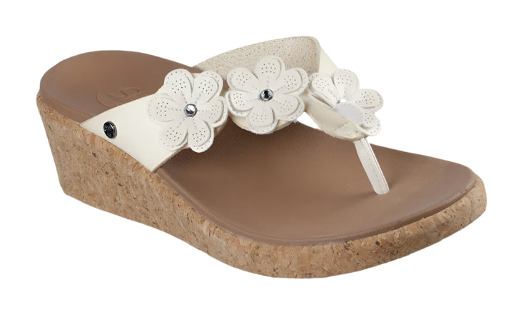 Skechers Womens Arch Fit Beverlee Rare Blossom Off White