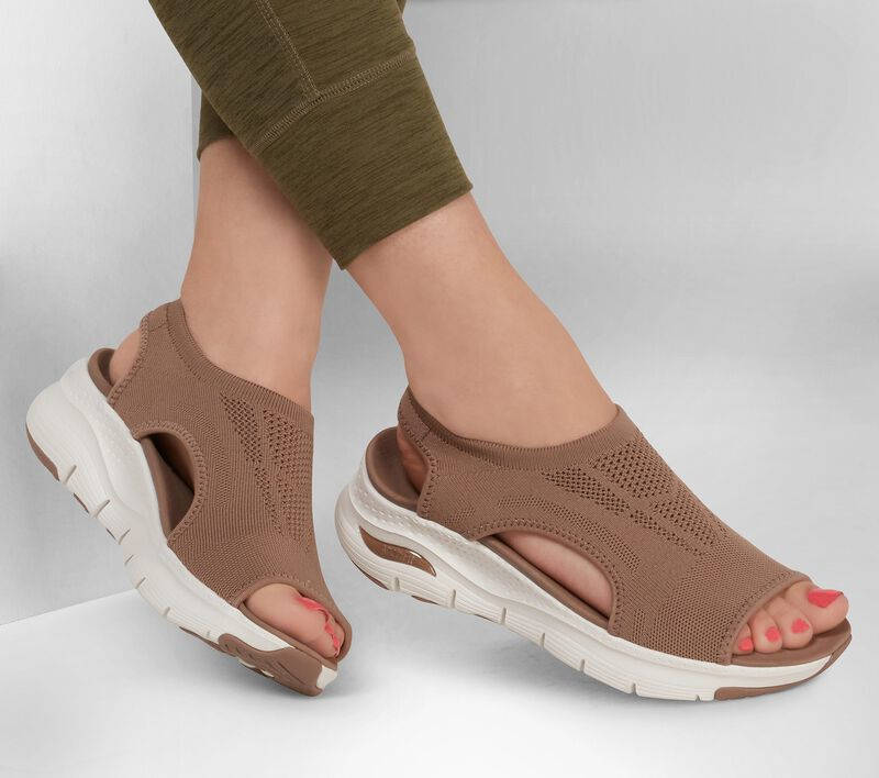 (取寄) スケッチャーズ レディース アーチ フィット - シティ キャッチ SKECHERS women SKECHERS Arch Fit - City Catch Mocha Skechers Womens Arch Fit City Catch Mocha – Island Comfort