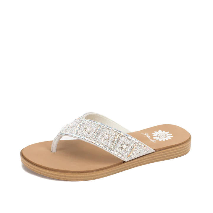 Yellow Box Womens Delana White