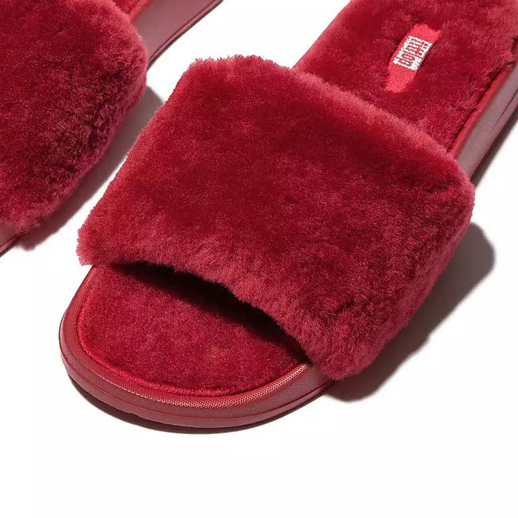 FitFlop Womens Iqushion Shearling Slides Rich Red