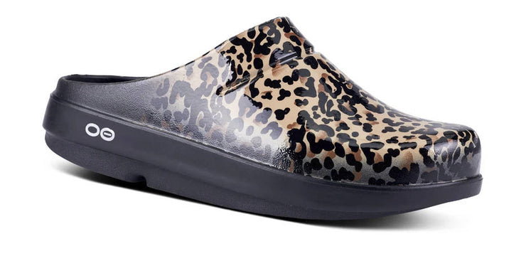 OOFOS OOcloog Limited Edition Clog Leopard