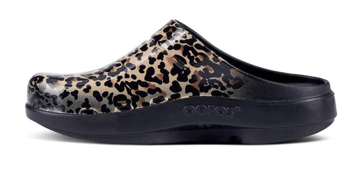 OOFOS OOcloog Limited Edition Clog Leopard