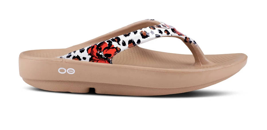 【新品未使用】OOFOS OOLALA LIMITED CHEETAH W7 OOFOS Cheetah/Leopard Print Limited Edition OOlala Sandals