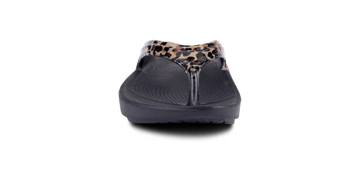 OOFOS Womens Oolala Luxe Sandal Black Leopard